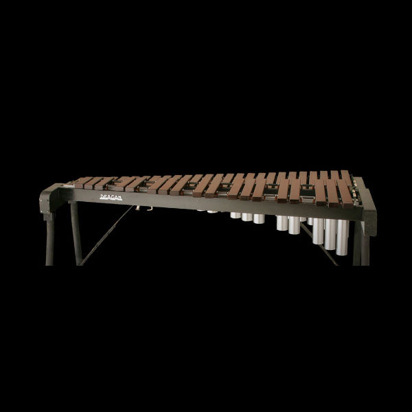 Xylophon, showing a Deagan concert xylophone musical instrument with wooden bars and metal resonators, an idiophone.